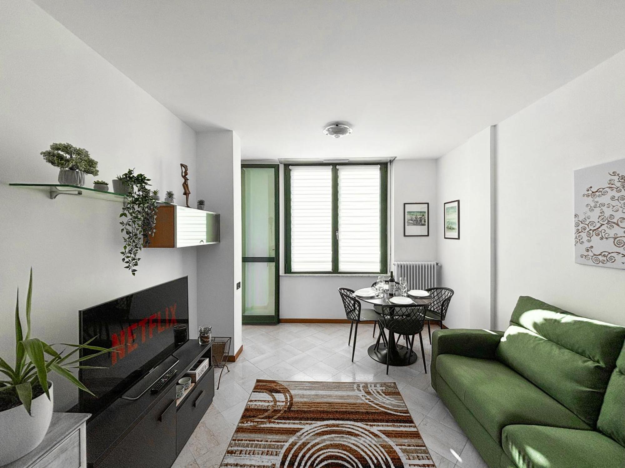 Bilocale Con Terrazzo E Box Auto Su Richiesta Apartment Como Exterior foto