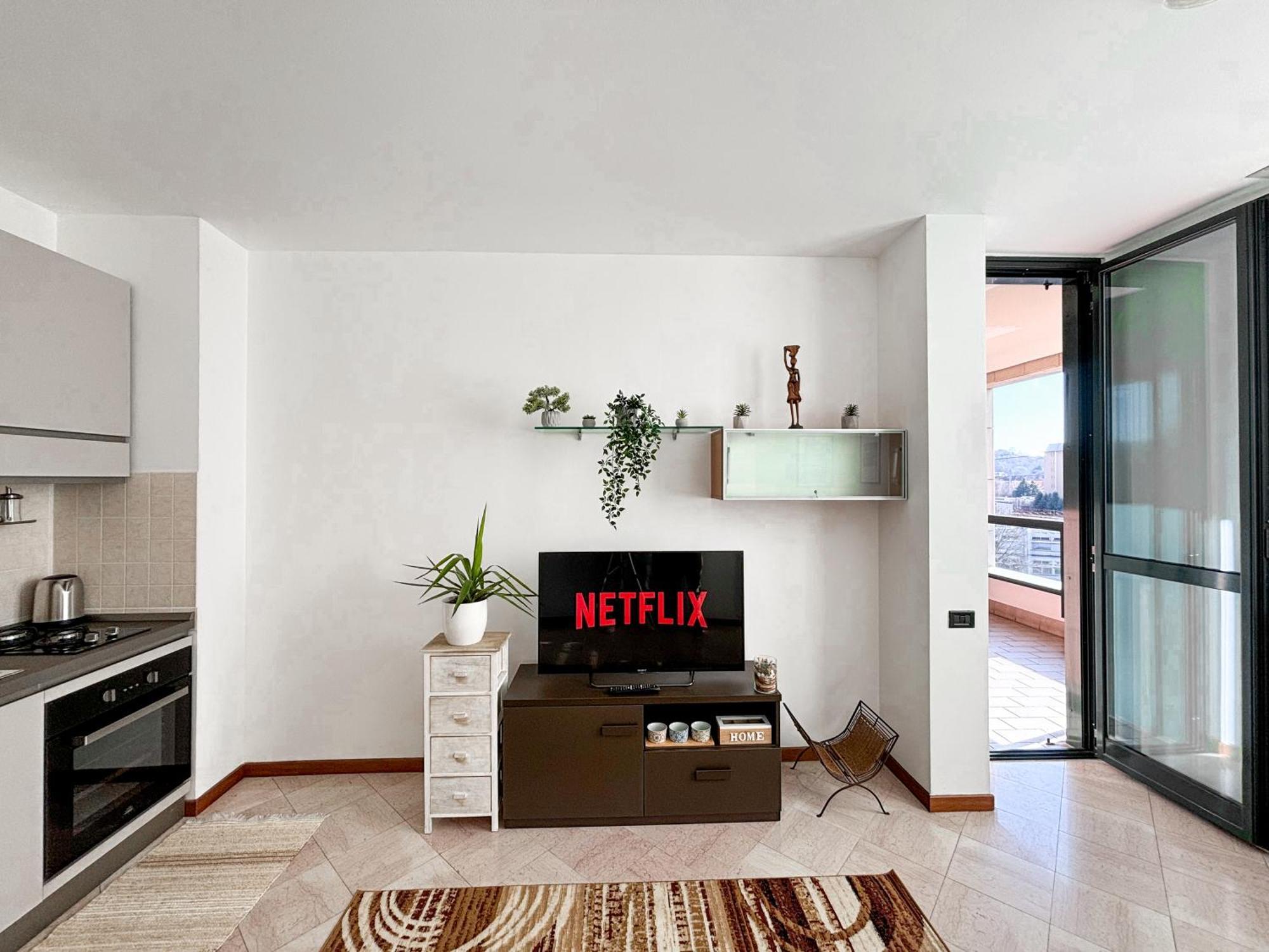 Bilocale Con Terrazzo E Box Auto Su Richiesta Apartment Como Exterior foto