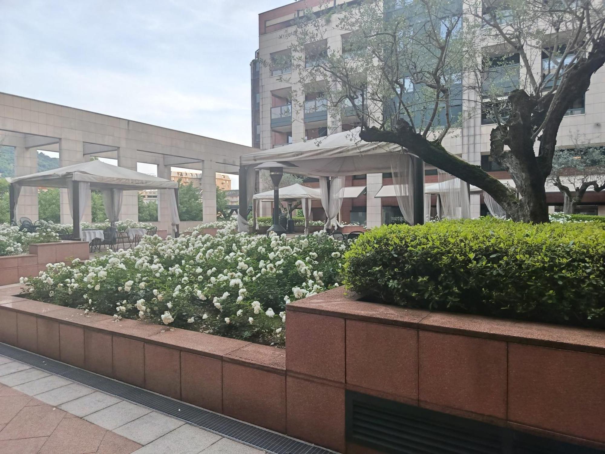 Bilocale Con Terrazzo E Box Auto Su Richiesta Apartment Como Exterior foto